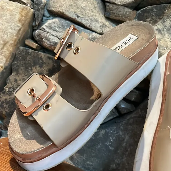 Steve Madden Leather Pate Double Strap Buckle Light Tan Slides - Image 7