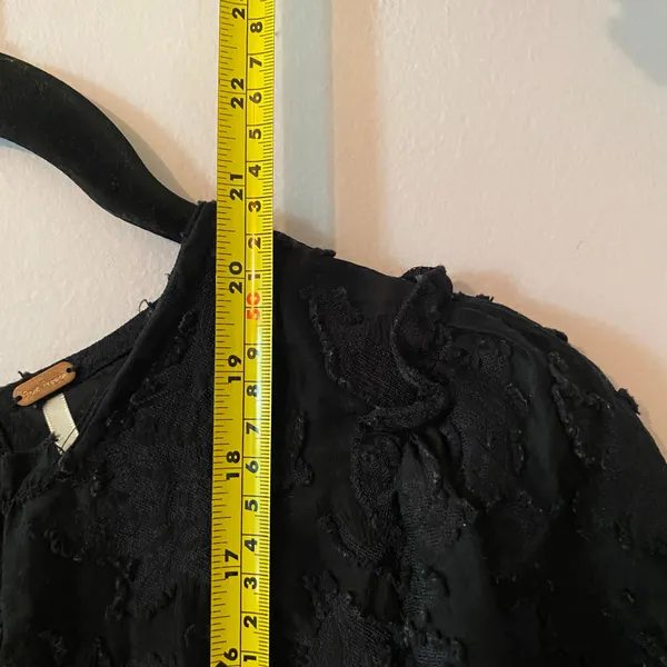 Free People Black Textured Sheer Flowy Blouse Open-Back Women's size Large - Image 9