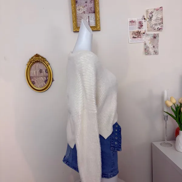 Abercrombie & Fitch Sweater Size XS White Fuzzy Knit Long Sleeve Pullover - Image 3