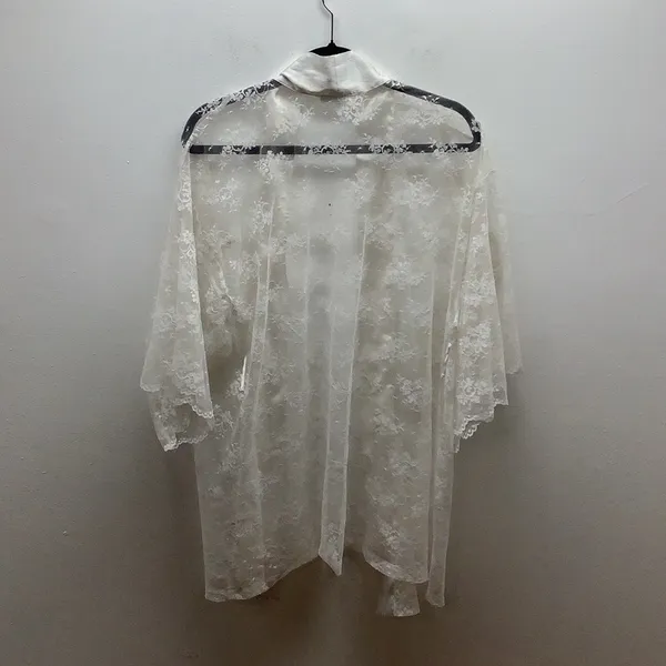 Victoria’s Secret Elegant White Lace Robe NO BELT ~ Preloved - Image 6