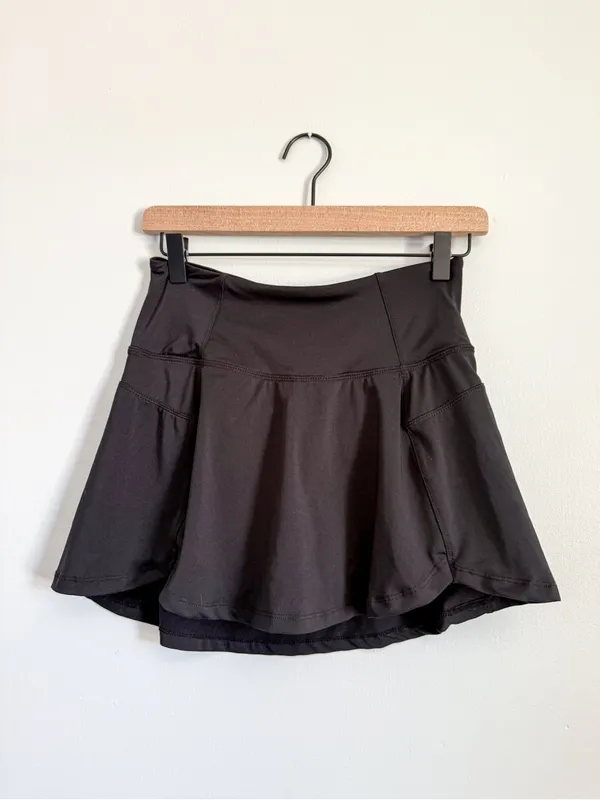 Black Mini Athletic Skirt with Built in Shorts Size Small - Image 2