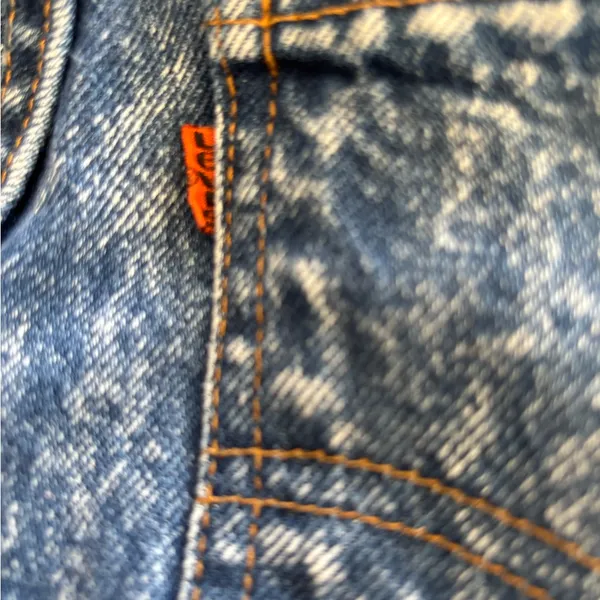 Vintage Levi’s 550 Orange Tab Jeans Made in USA 31x34 Classic Vintage Wash - Image 8