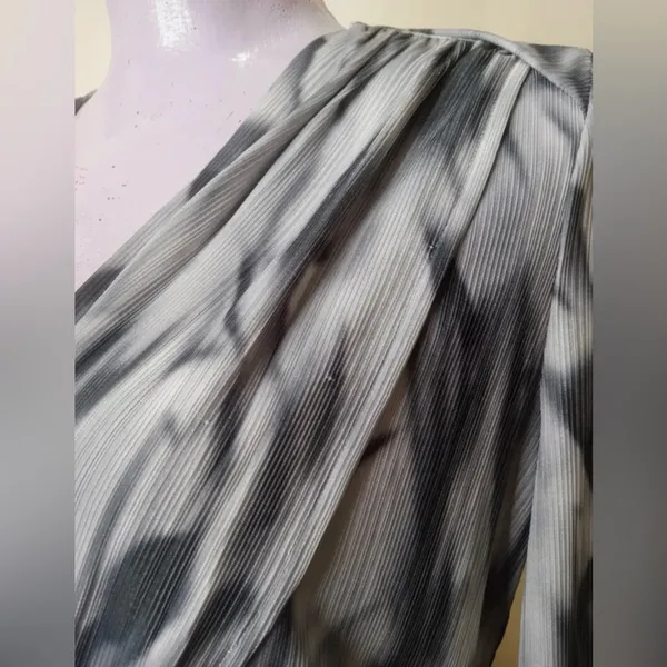 Anthropologie‎ Azel Hazel Black & Gray Abstract Print Long Sleeve Dress - Size M - Image 10
