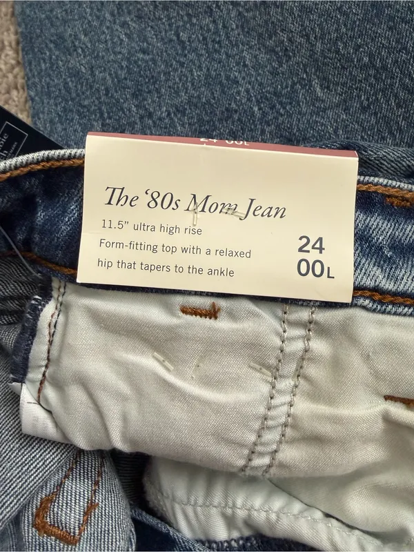 Abercrombie & Fitch The 80’s Mom Jean Ultra High Rise Denim - Image 6