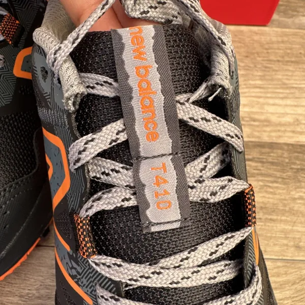 New Balance Men 8, Women 9.5 WIDE 4E Black Orange Sneakers 410v8 Low Trail Shoes - Image 3