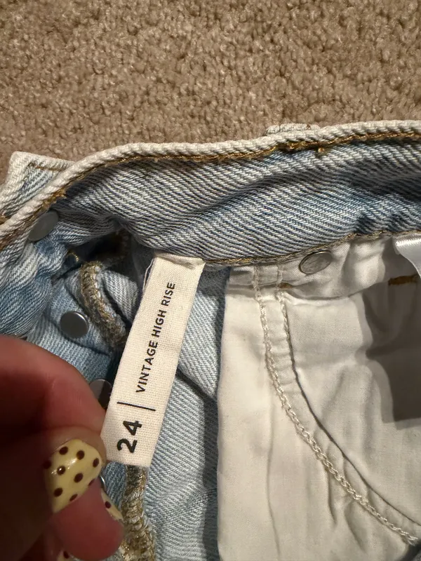 PacSun Vintage High Rise Distressed Denim Shorts – Size 24 - Image 5