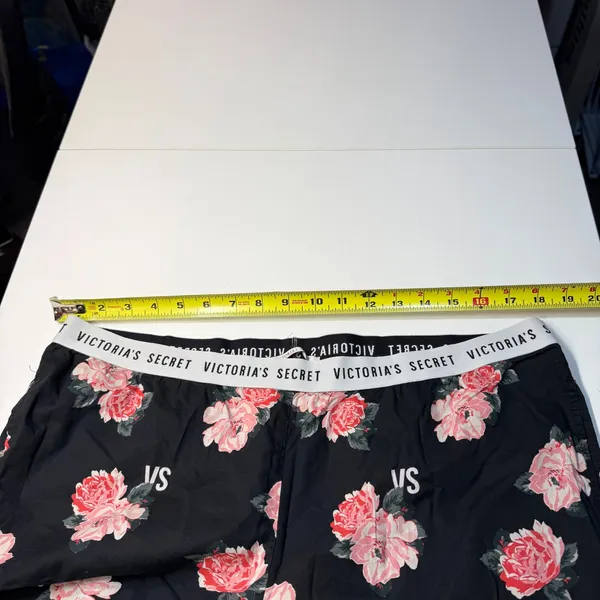 Victoria's‎ Secret Pajama Pants Large Black Pink Rose Floral Logo Waistband - Image 3