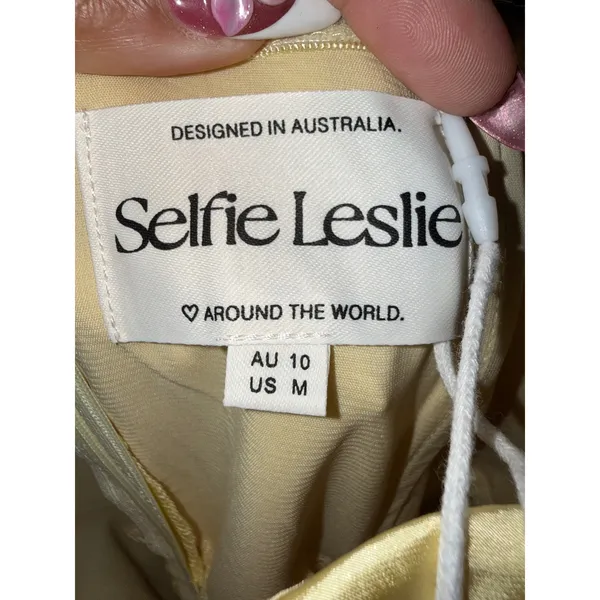 Selfie Leslie NWT Butter Yellow Satin Strapless Maxi Dress Womens M Bridesmaid - Image 5