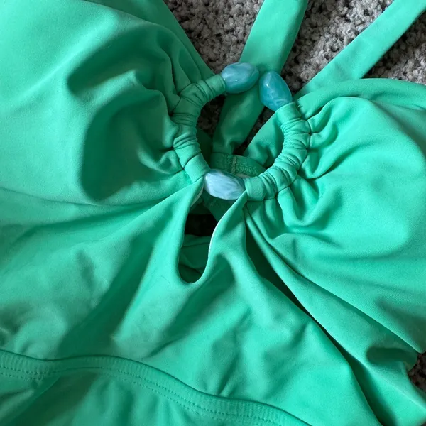 Cupshe NWT Green One Piece Swimsuit Size‎ Medium - Image 3