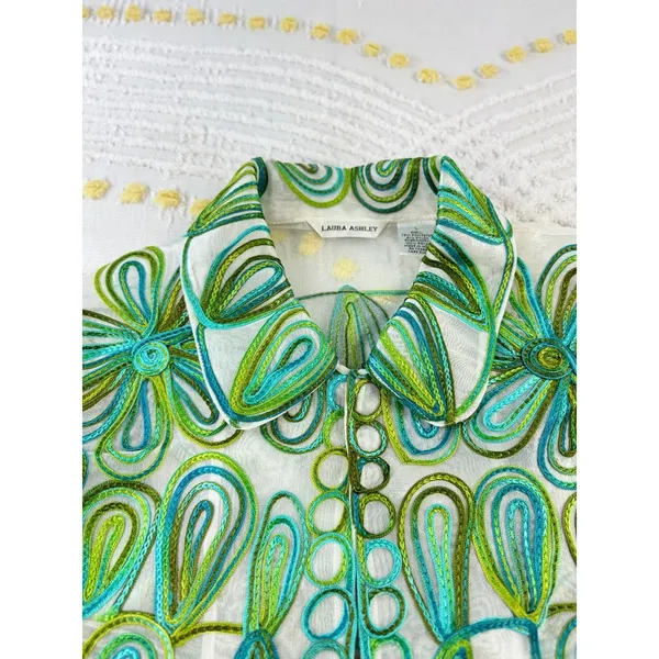 Laura Ashley Green Floral Embroidered Sheer Organza Button Down Shirt Large‎ - Image 7