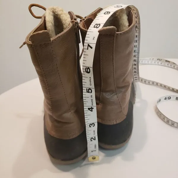 Yuu Duck Boots Size 9M - Image 8