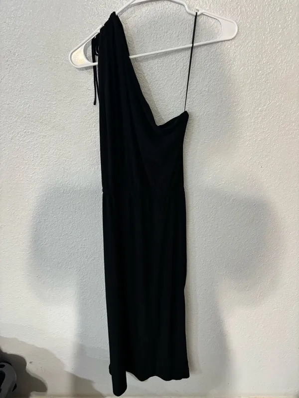 Steve Madden One-Shoulder Black Midi Dress - Image 4