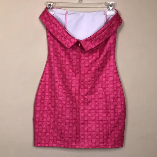 White Fox Women’s Barbiecore Retro Hot Pink Square Patterned Mini Bodycon Dress - Image 4