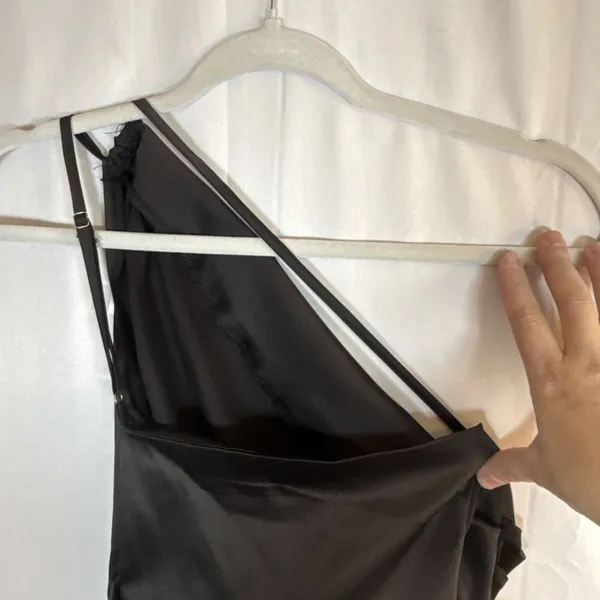 Women’s Unbranded One Shoulder Black Slip Dress Thigh High Slit Size Small - Image 9