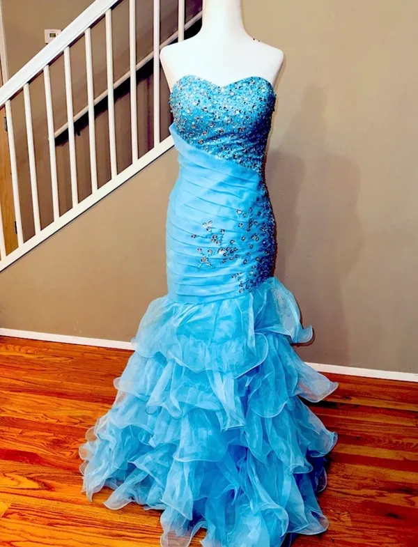 Prom dress sz 4 Blue - Image 2