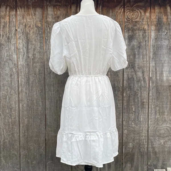 Cupshe White Knot Front Short Sleeve Tiered Mini Dress Size M - Image 3