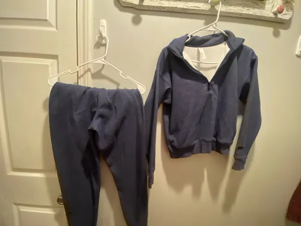 Fabletics outfit - Image 4