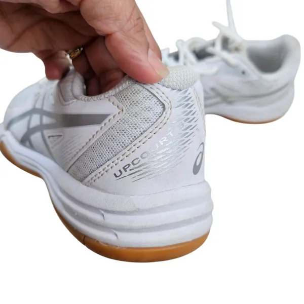 Asics Upcourt 5 Volleyball Shoes Womens 3.5 White Pure Silver Gum - Image 10