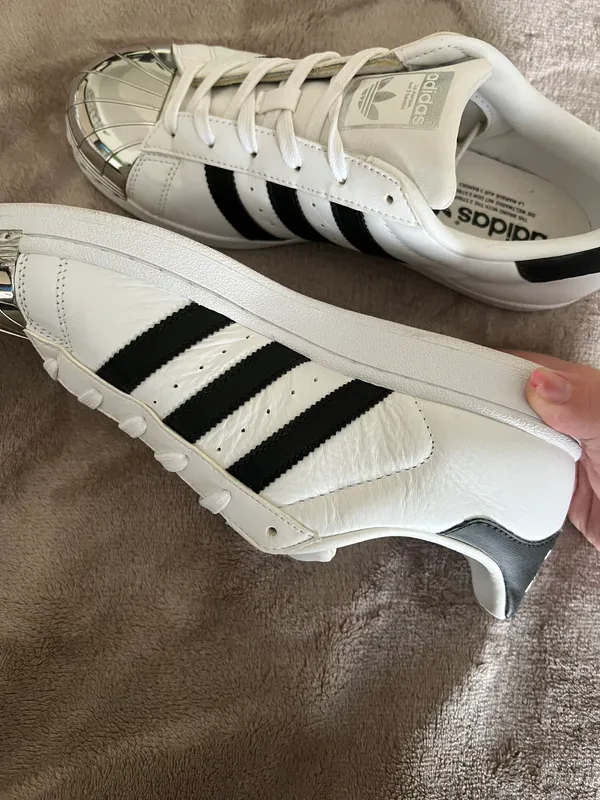Adidas Superstar Tennis Shoes - Image 5