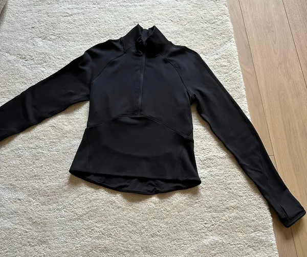 Lululemon Cropped Half-Zip - Image 3