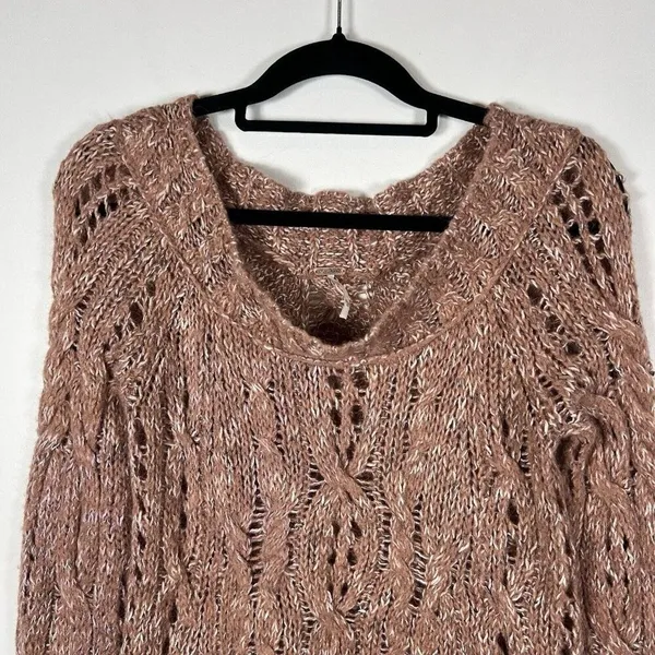 Free People Mauve Bell Long Sleeve‎ Knit Pullover Boat Neck Women Sweater Size L - Image 3