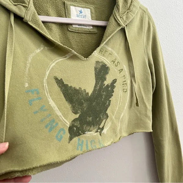 NEW Aerie bird Cropped Hoodie sweatshirt olive Green SMALL - Image 2