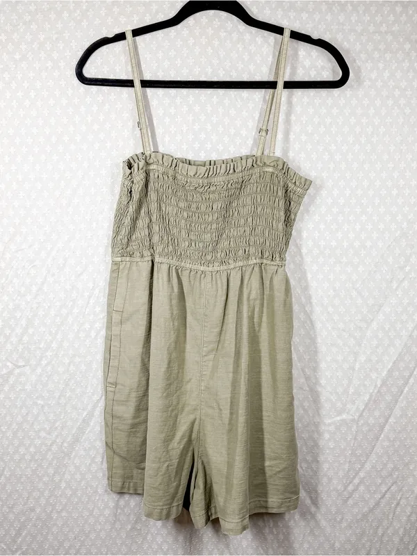 Anthropologie Pilcro Olive Green Smocked Pocket Romper - Image 2