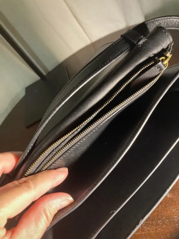 Vintage Flap Lock Classic Black Leather Crossbody Bag with Gold Hardware - Image 9
