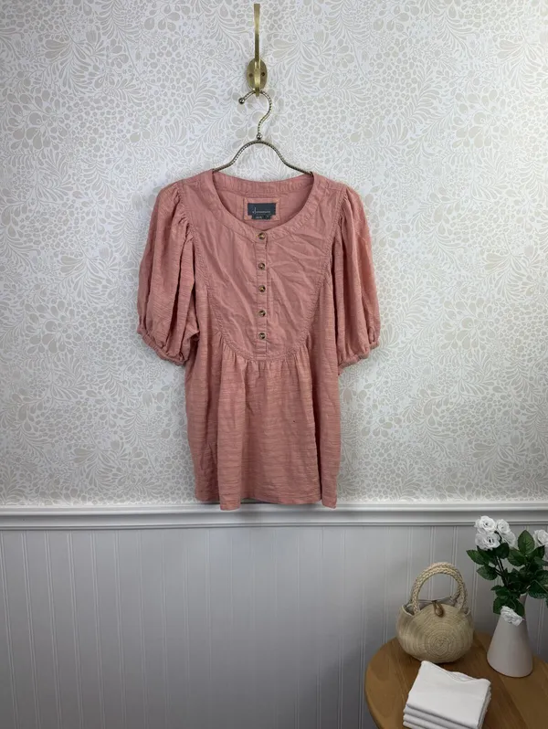 Anthropologie Pink Short Sleeve Button Front Elinor Textured Top - Size - Medium - Image 3