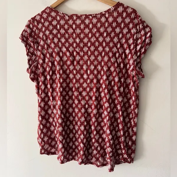 LOFT 100% Linen Short‎ Sleeve Pattern Top - Image 3