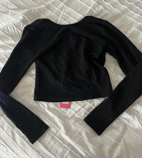 Edikted Open Back Top - Image 4