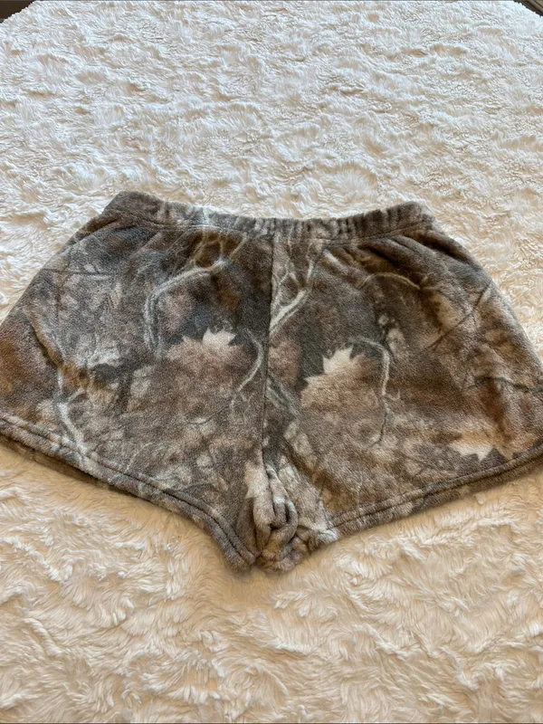 Forever 21 Brown Camouflage Lounge Shorts with Pink Drawstring- Size Large - Image 2