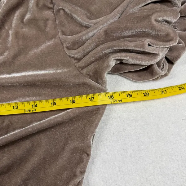 Free People Cupcake Velvet Top Women’s XL Taupe Brown Ruched Puff Sleeve - Image 7