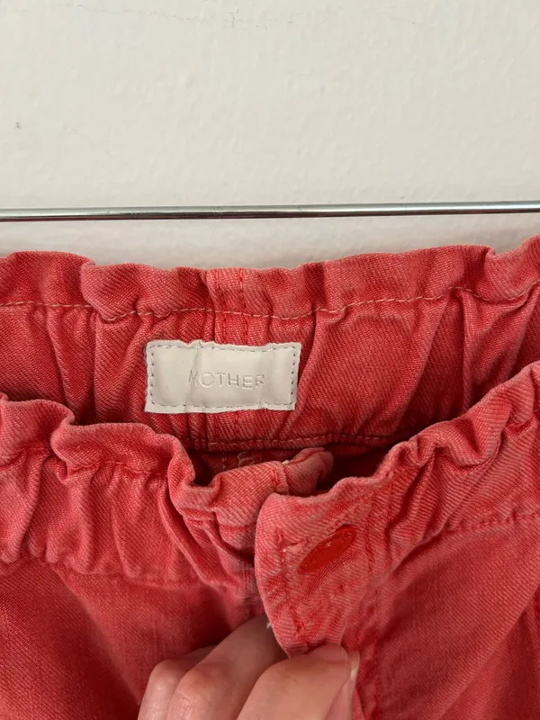 Mother The Springy Ankle Elastic Waist Jeans in a hot coral pink size 33 - Image 5