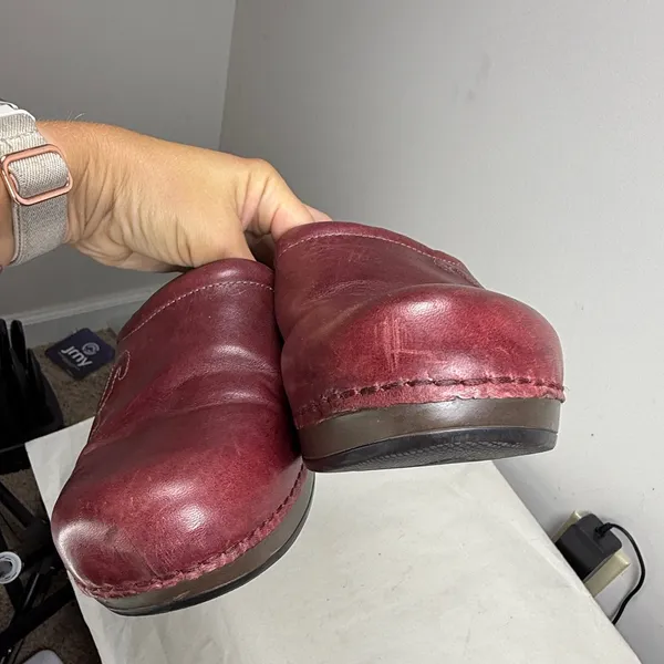 DANSKO LEATHER MULE CLOGS WINE EMBOSSED SZ 39 - Image 8