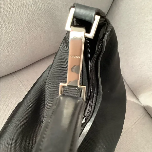 Authentic GUCCI hobo bag 🌹🌹🌹 - Image 11