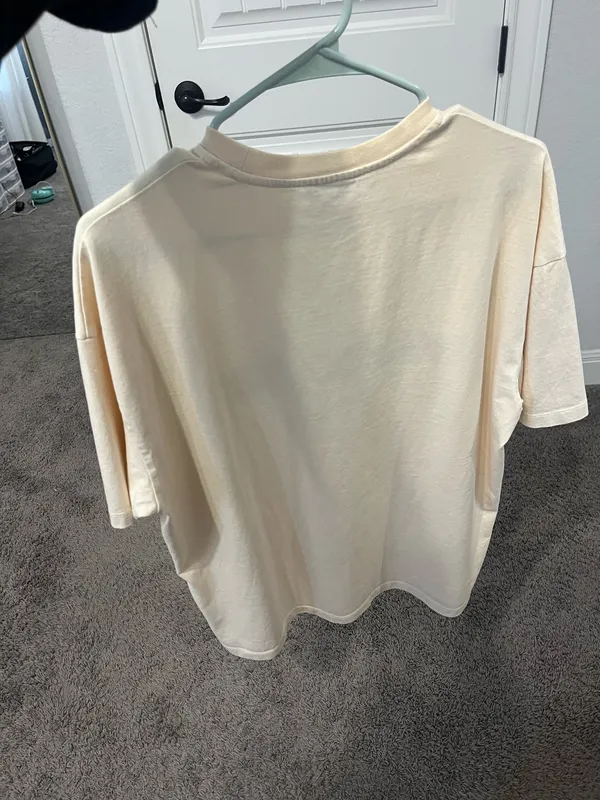 white fox boutique pebble oversized t shirt - Image 3