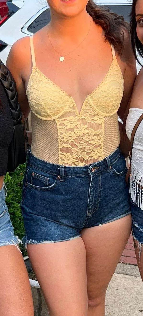 Urban Outfitters Lace Yellow Bodysuit - Image 5