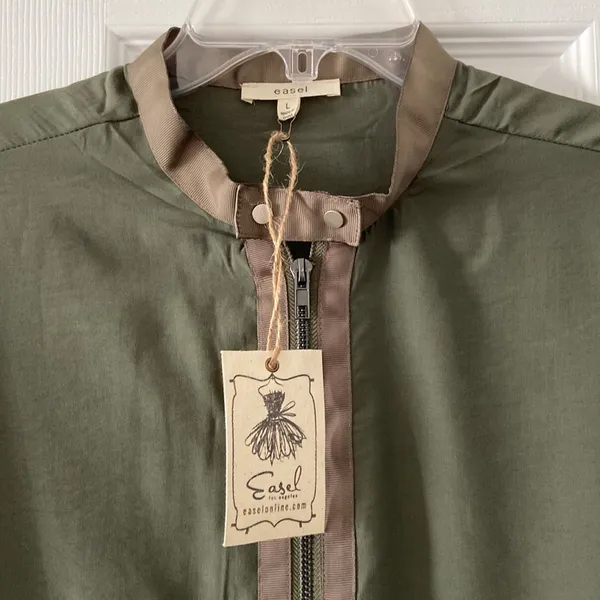 Easel shirt / jacket olive green color very beautiful size L - Image 2