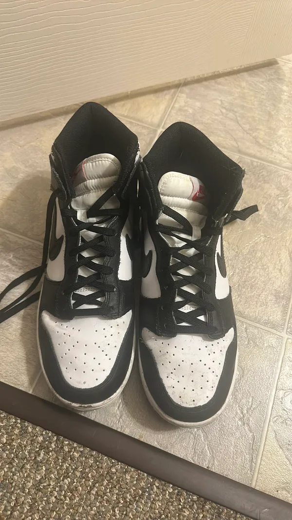 Panda Nike Dunk - Image 2