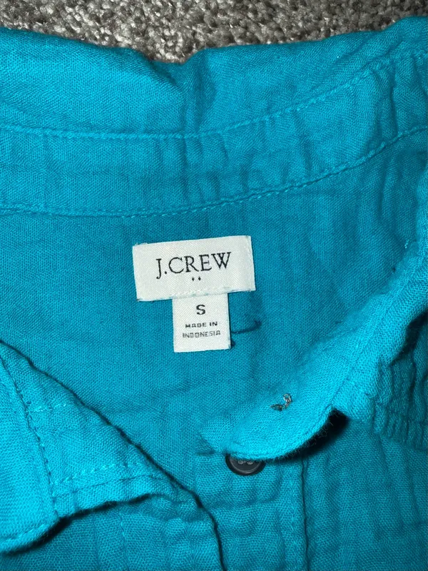 J.Crew Women's Long Sleeve Button-Down Shirt in Teal Gauze - Image 3