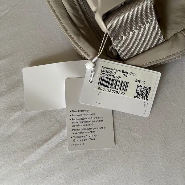 Lululemon Everywhere Belt Bag - Image 4