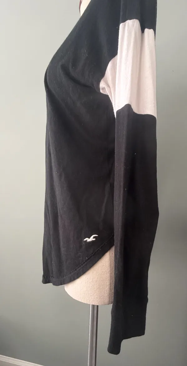 Hollister Easy long sleeve Tee’s - Image 6