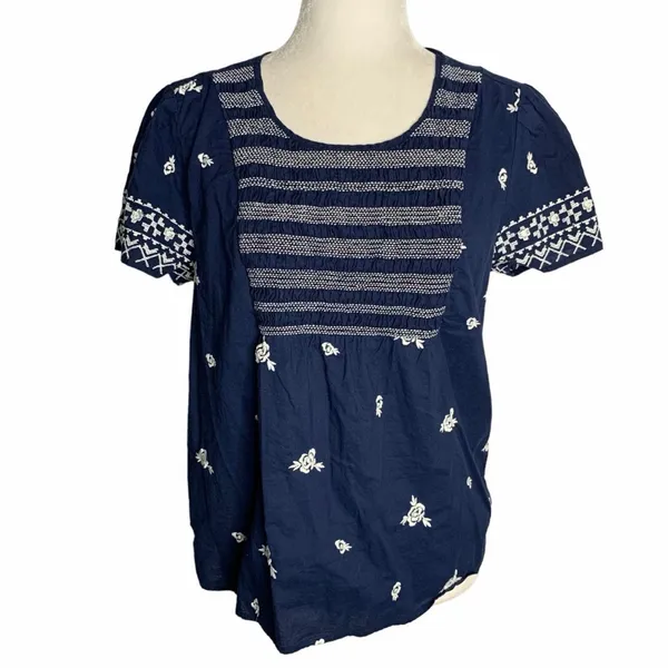 Lucky Brand Boho Navy Floral Embroidered Blouse Keyhole Back Size Medium - Image 4