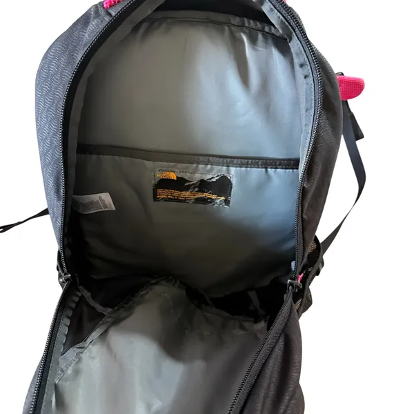 The North Face Padded Laptop Flexvent Vault Backpack Black/Pink - Image 4