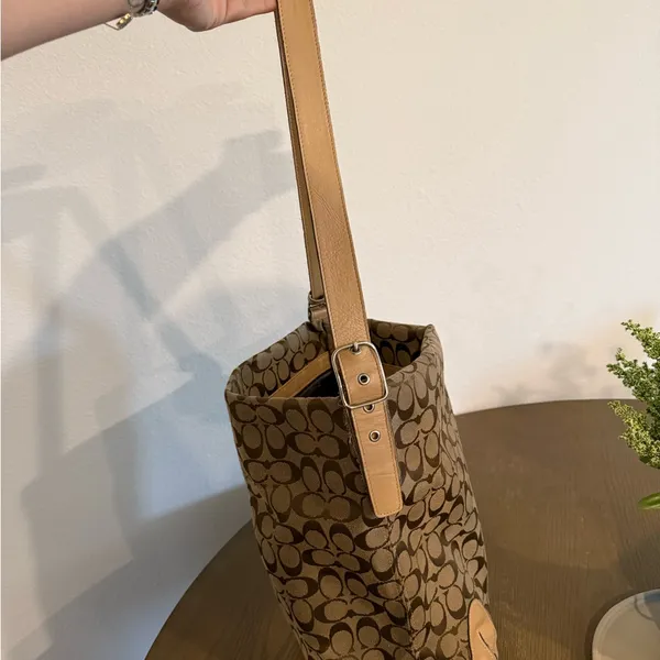 Coach Tan and Brown Signature Handbag - Image 7