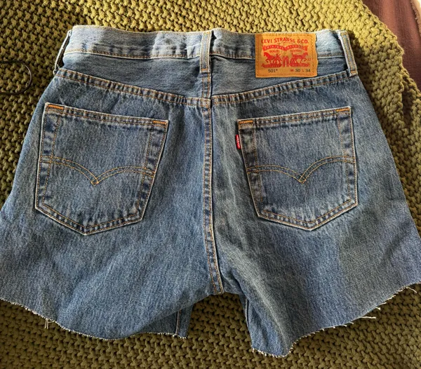Levi’s Shorts 501 - Image 4
