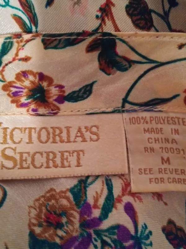 Victorias Secret M Vintage Field of Flowers Floral Night Gown - Image 2
