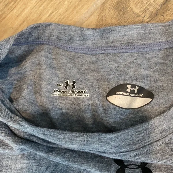Under armour tee - Image 3