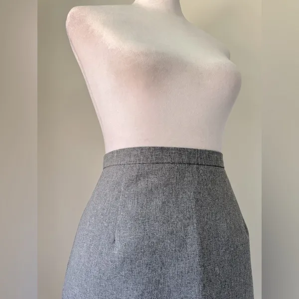 Vintage ‘90s Requirements Dark Gray Knee Length Pencil Skirt - Image 5